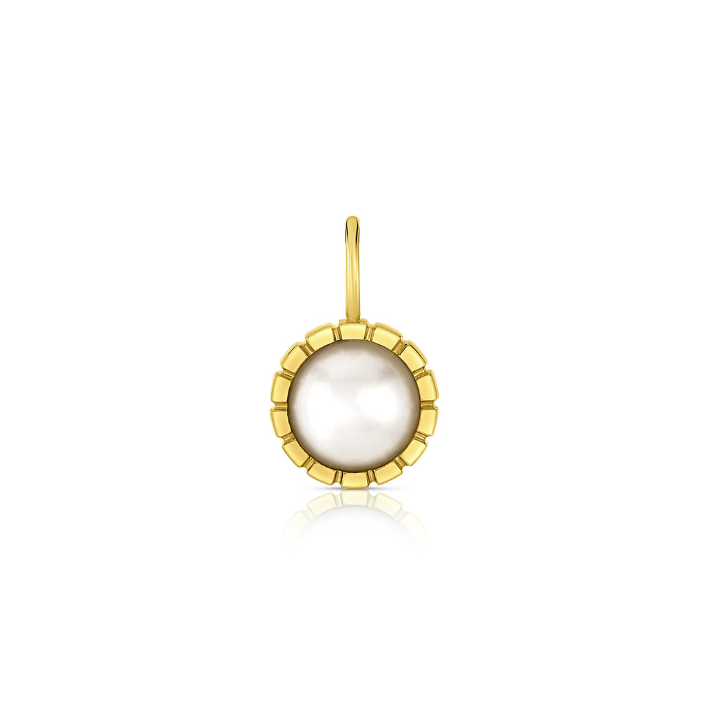 The Sol Mabé Pearl Charm